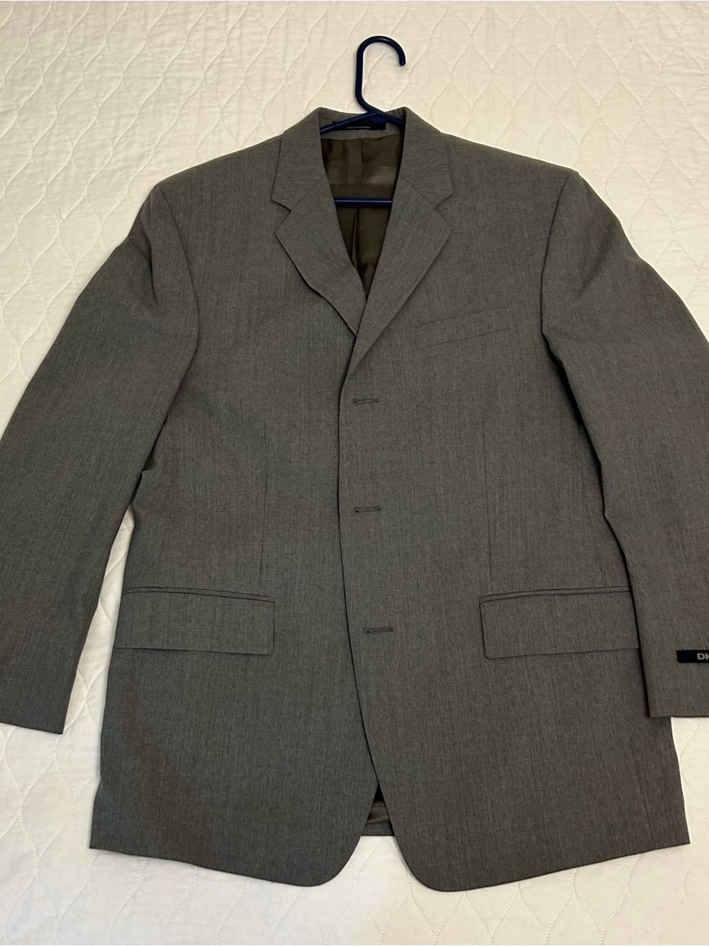 Essentials Men's Gray Suit - Classic Notch Lapel Blazer and Pants